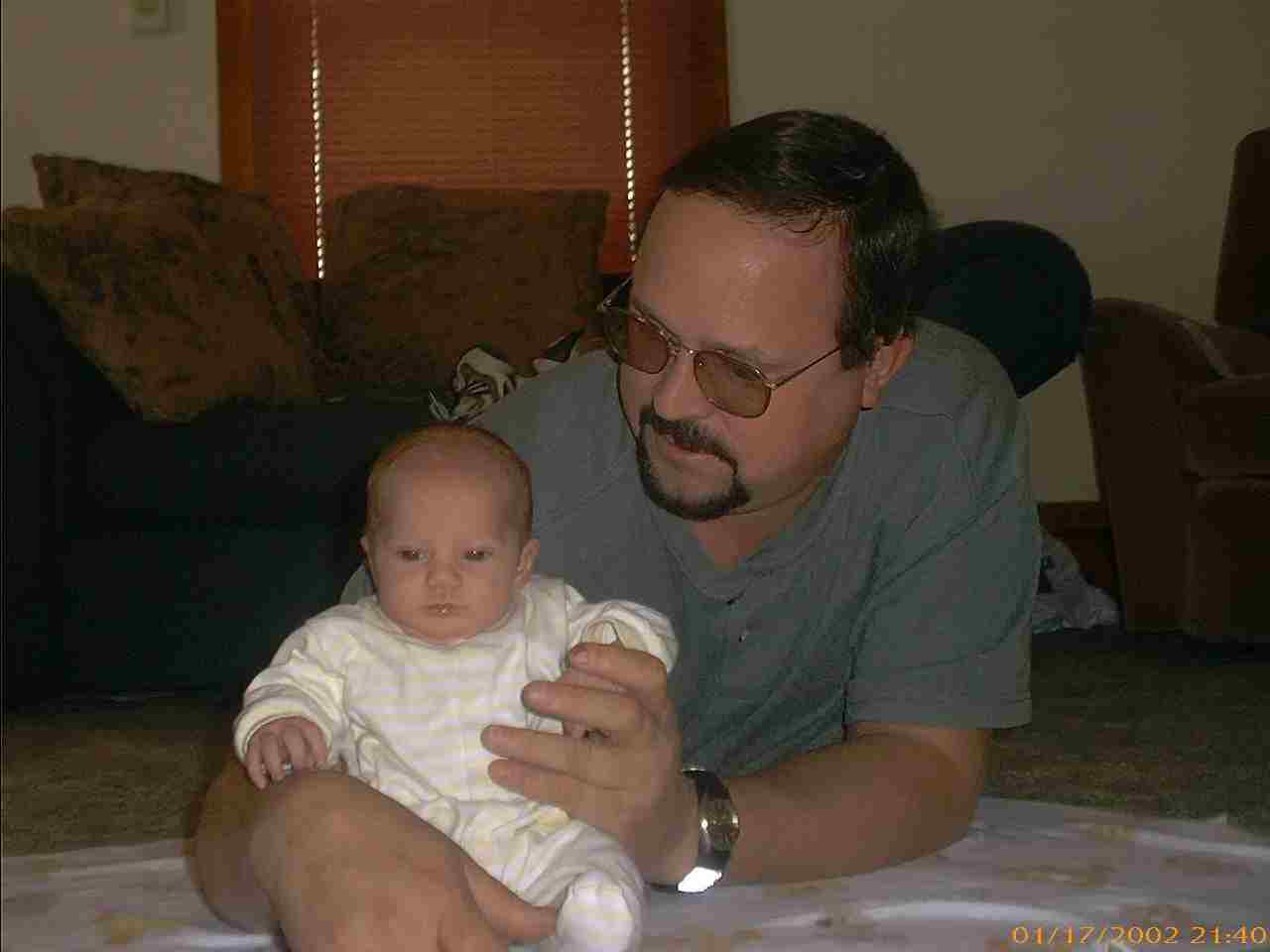 KyLee1mo_Gpa Copy.jpg - 23589 Bytes